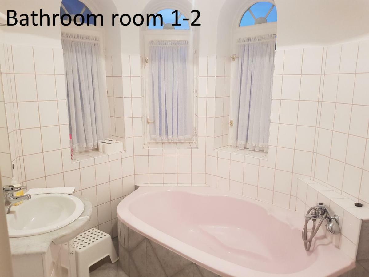 Zoli Apartmanok-Zoli Koelcsey 19 Villa Hajdúszoboszló Екстериор снимка