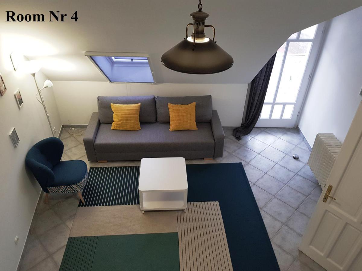 Zoli Apartmanok-Zoli Koelcsey 19 Villa Hajdúszoboszló Екстериор снимка